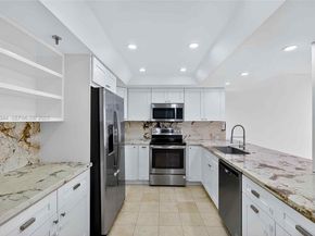 520 Brickell Key Dr A604, Miami FL 33131