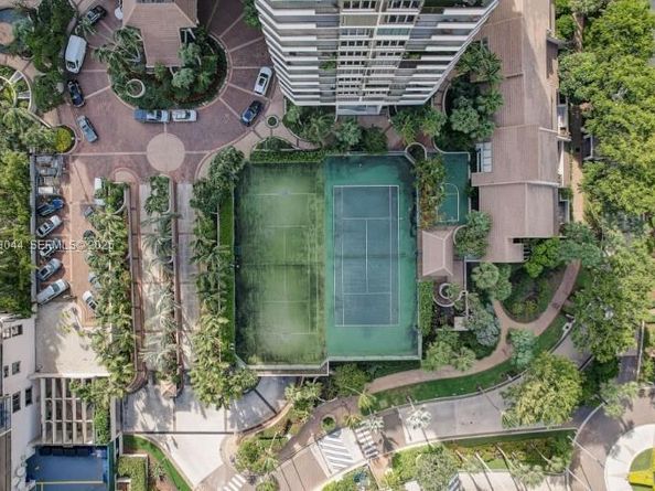 520 Brickell Key Dr A604, Miami FL 33131