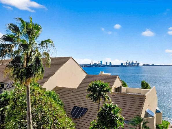 520 Brickell Key Dr A604, Miami FL 33131
