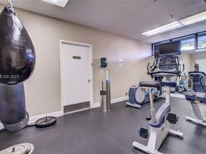 520 Brickell Key Dr A604, Miami FL 33131