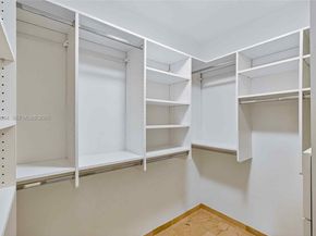 520 Brickell Key Dr A604, Miami FL 33131