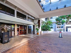 520 Brickell Key Dr A604, Miami FL 33131