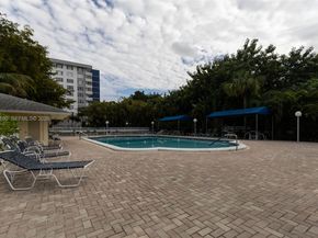 4400 Hillcrest Dr 901B, Hollywood FL 33021