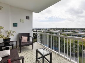 4400 Hillcrest Dr 901B, Hollywood FL 33021