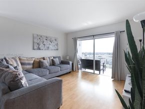 4400 Hillcrest Dr 901B, Hollywood FL 33021