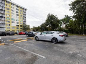 4400 Hillcrest Dr 901B, Hollywood FL 33021
