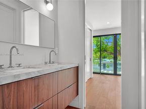 223 NW 51st St, Miami FL 33127
