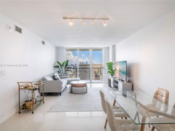 335 S Biscayne Blvd