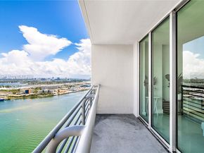 335 S Biscayne Blvd 3900, Miami FL 33131