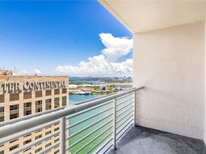 335 S Biscayne Blvd 3900, Miami FL 33131