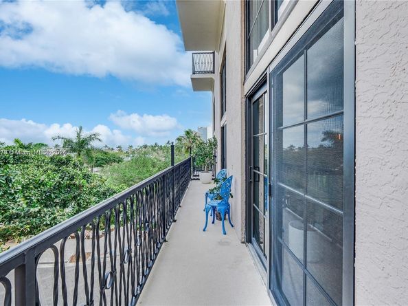 101 N Clematis St 308, West Palm Beach FL 33401