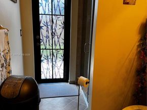 595 SE 33rd Ter, Homestead FL 33033