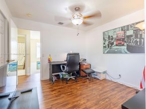 1030 Bamboo Ln, Weston FL 33327
