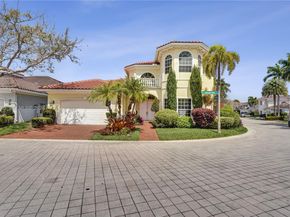 901 Manatee Way, Hollywood FL 33019