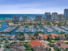 901 Manatee Way, Hollywood FL 33019