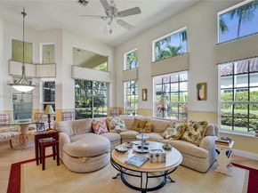 901 Manatee Way, Hollywood FL 33019