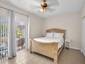 4266 SW 10th Pl, Deerfield Beach FL 33442