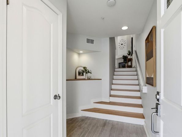 993 Asilomar Terrace 3, Sunnyvale CA 94086