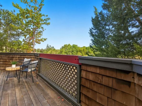 103 Peter Coutts Circle, Stanford CA 94305