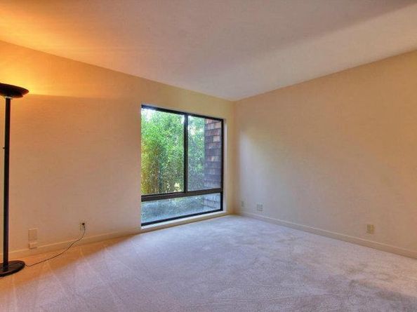 103 Peter Coutts Circle, Stanford CA 94305