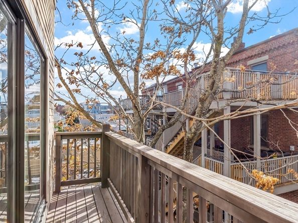 215 Athens St 5, Boston MA 02127