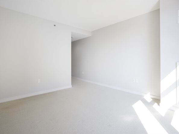 580 Washington St 12E, Boston MA 02111