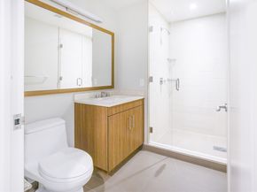 580 Washington St 12E, Boston MA 02111