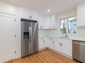 8A Faunce Rd A, Boston MA 02126