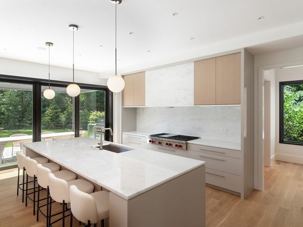 23 Thoreau Rd., Lexington MA 02420