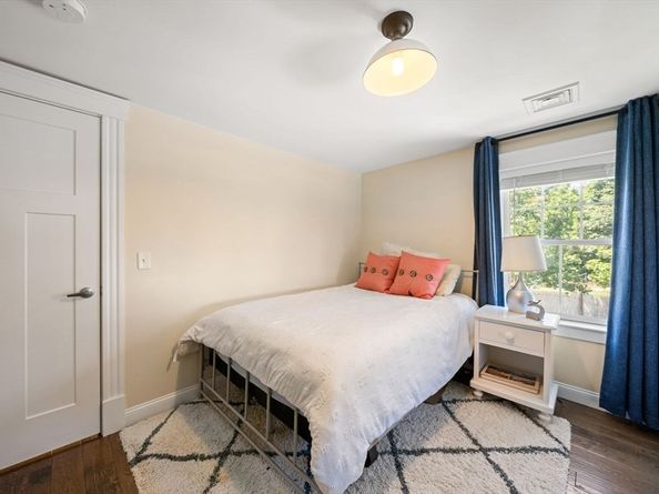 197 South Main, Cohasset MA 02025