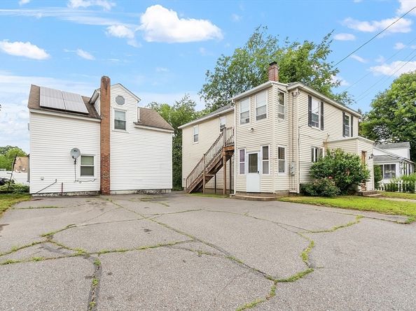 90 Vezina Ave, Leominster MA 01453