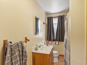 90 Vezina Ave, Leominster MA 01453