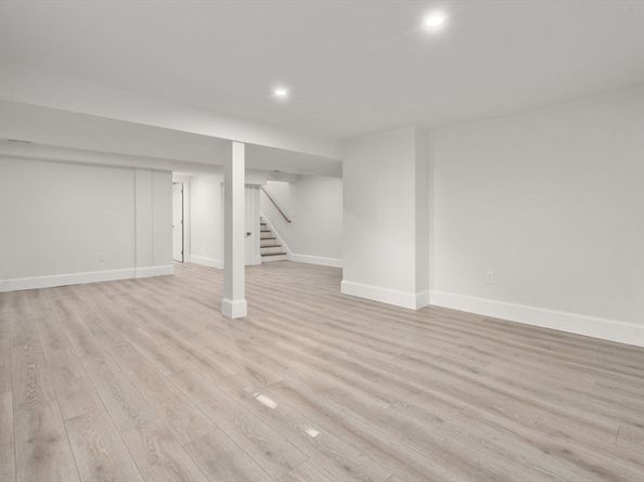 4 Grove St, Medford MA 02155