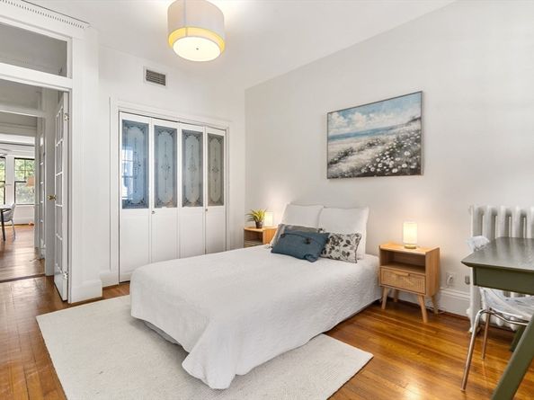 1588 Beacon St 2, Brookline MA 02445
