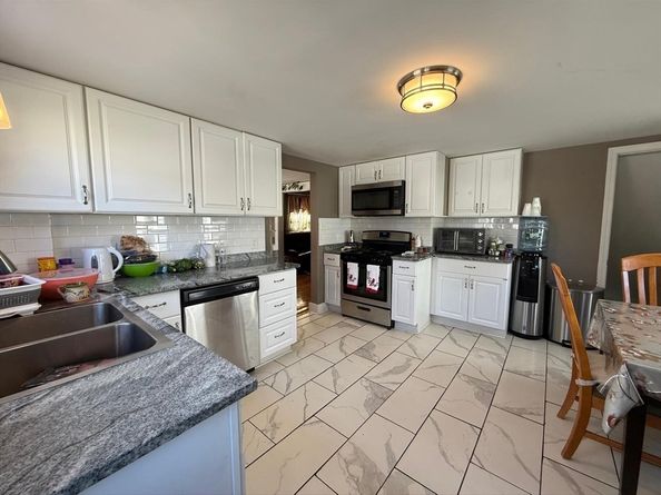 11 Havelock St, Malden MA 02148