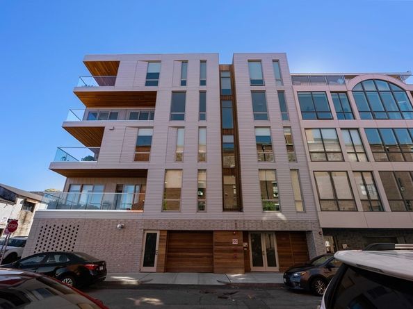537 E 2nd St 101, Boston MA 02127