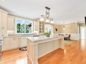 11 Miscoe Road, Mendon MA 01756