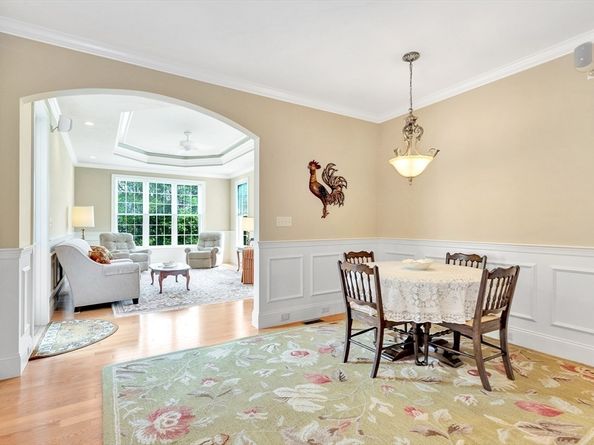 11 Miscoe Road, Mendon MA 01756