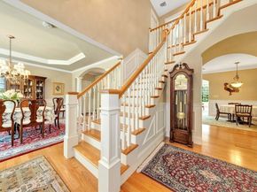 11 Miscoe Road, Mendon MA 01756