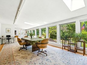 182 County Rd, Plympton MA 02367