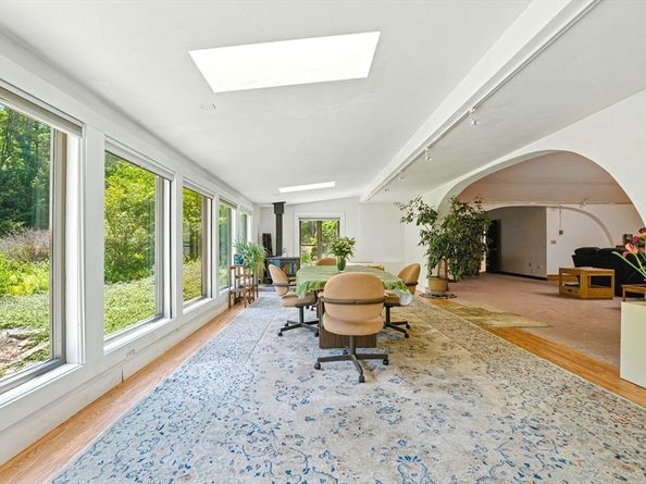 182 County Rd, Plympton MA 02367