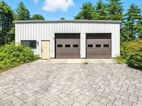 182 County Rd, Plympton MA 02367