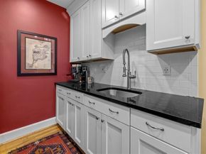 228 Commonwealth Ave 9, Boston MA 02116