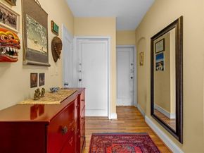 228 Commonwealth Ave 9, Boston MA 02116