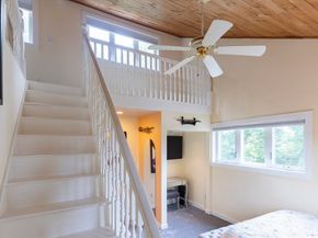 7 Johnson Rd, Southborough MA 01772