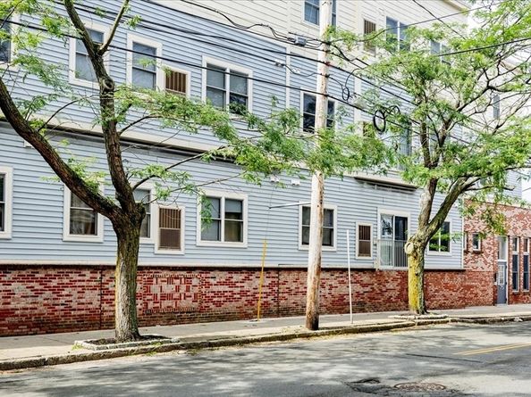 75 Walnut Street 116, Peabody MA 01960