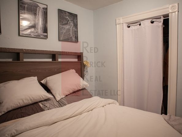 76 Phillips St A, Boston MA 02114