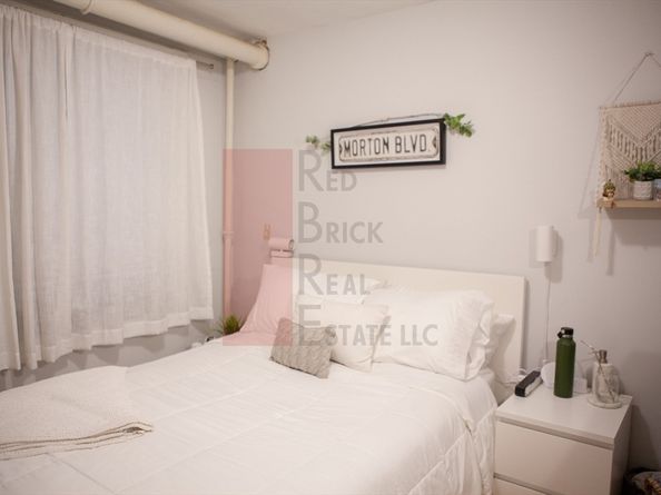 76 Phillips St A, Boston MA 02114