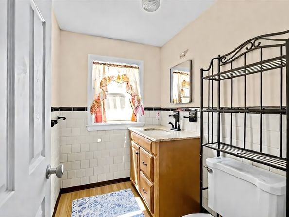 51 Ledge Hill Rd, Boston MA 02132