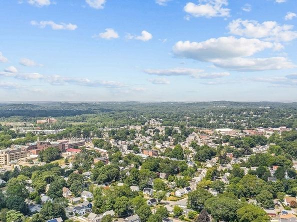 51 Ledge Hill Rd, Boston MA 02132